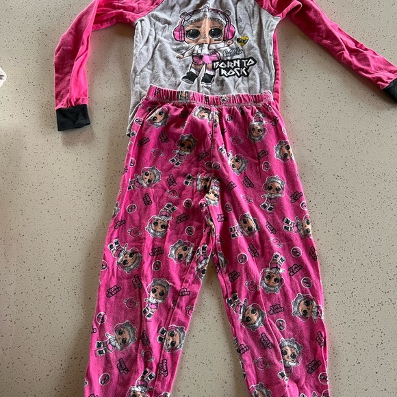 Girls clothes lot size 6-7 - Picture 10 of 12